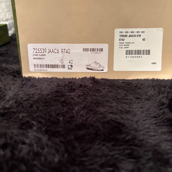 Gucci GG Slide Sandal - Picture 6 of 8